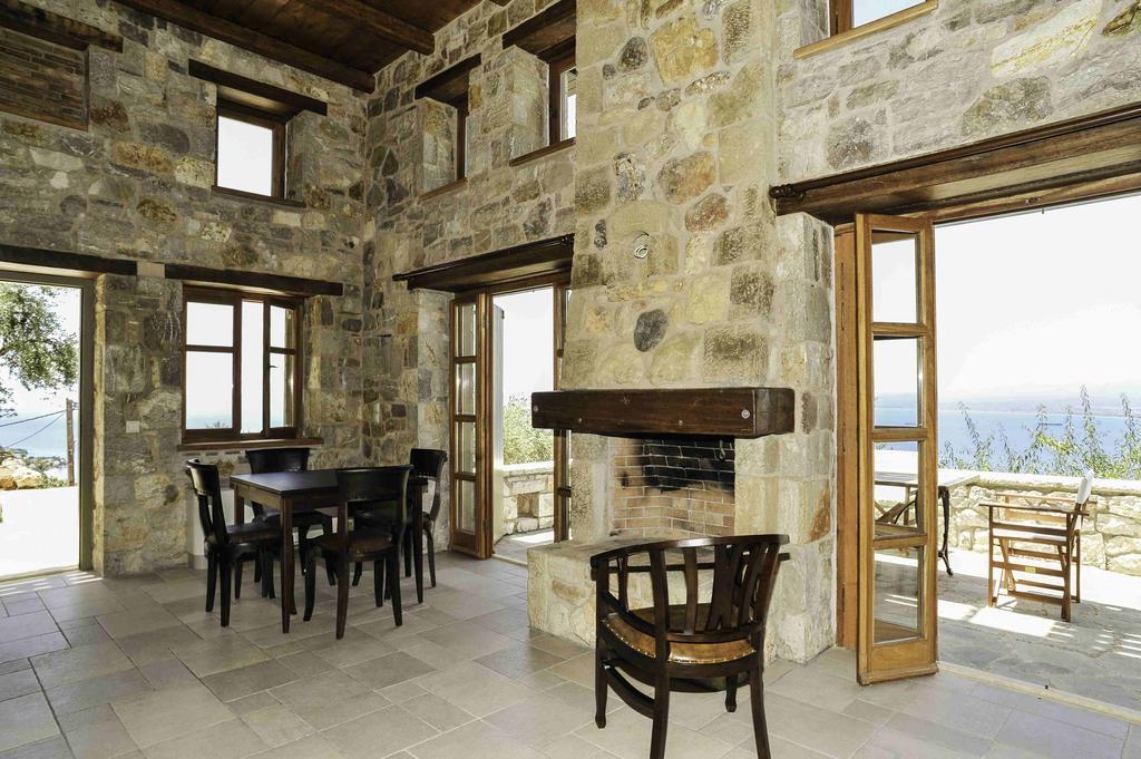 Diotima Homes كالاماتا المظهر الخارجي الصورة